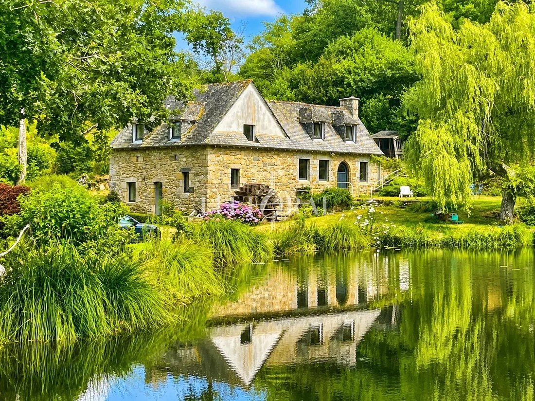 Plouzelambre, Brittany, France 2 - 17967099
