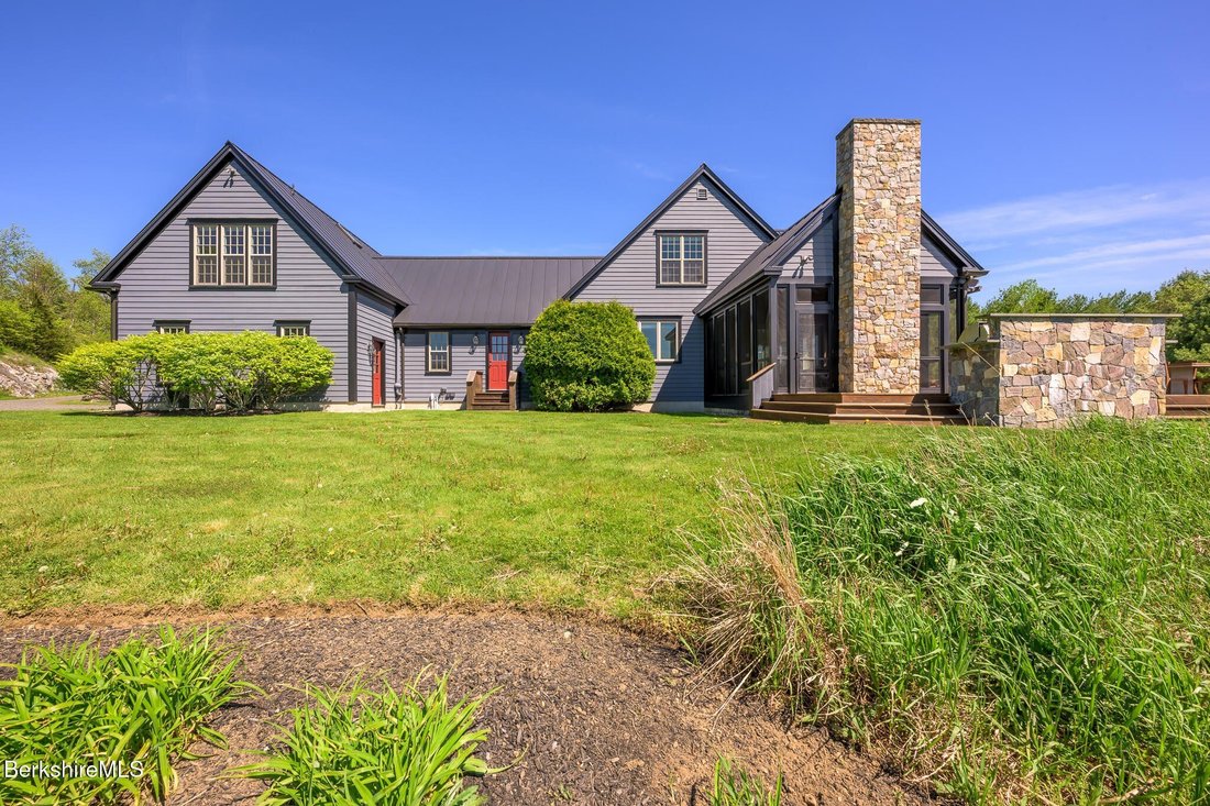 House in Great Barrington, Massachusetts, United States 4 - 16949484