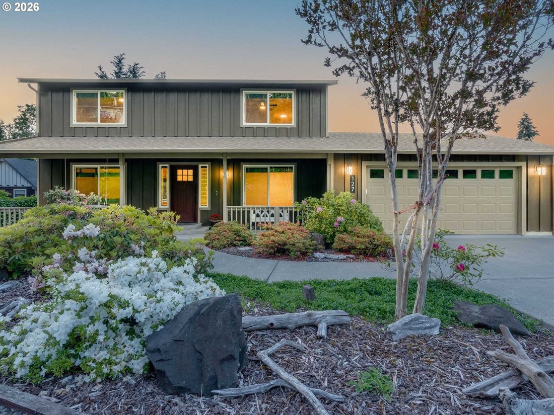 House in Mossyrock, Washington, United States 1 - 17444275