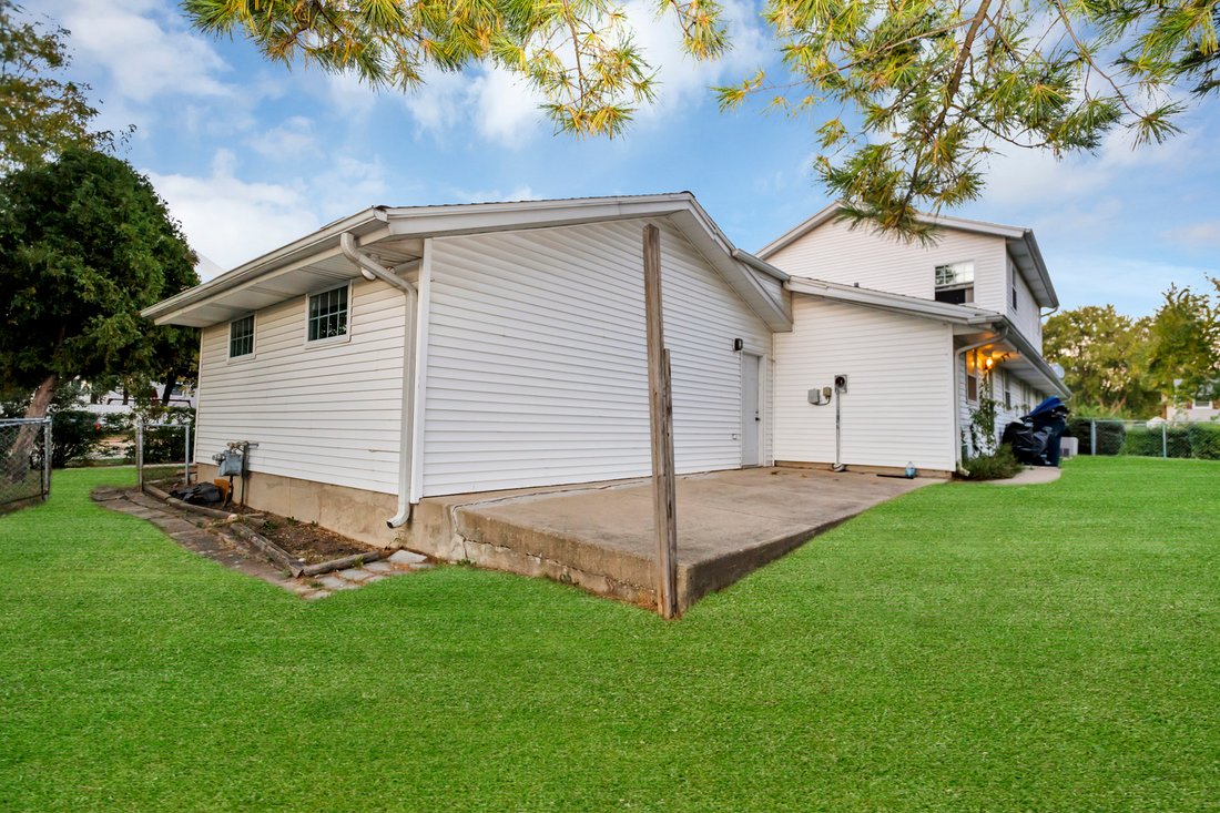 House in Schaumburg, Illinois, United States 4 - 17972472