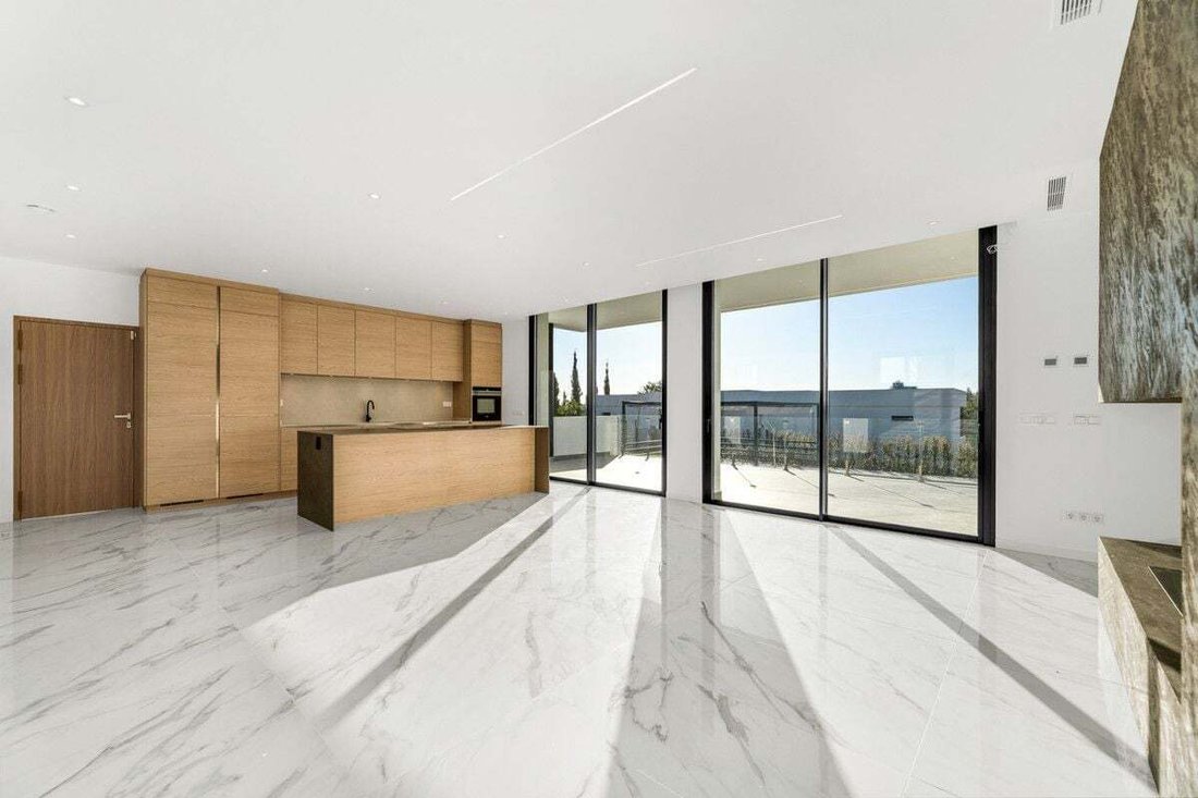 Villa in Benahavis, Andalusia, Spain 3 - 16786968