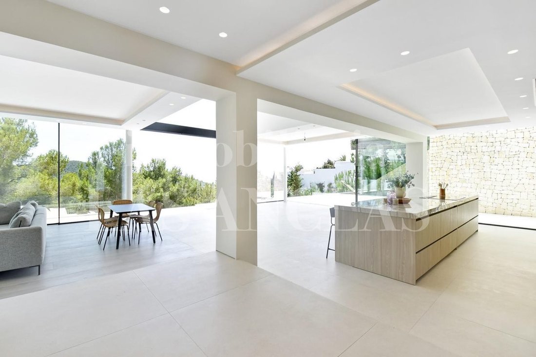 Villa in Jesus, Santa Eularia des Riu, Balearic Islands 3 - 17966947