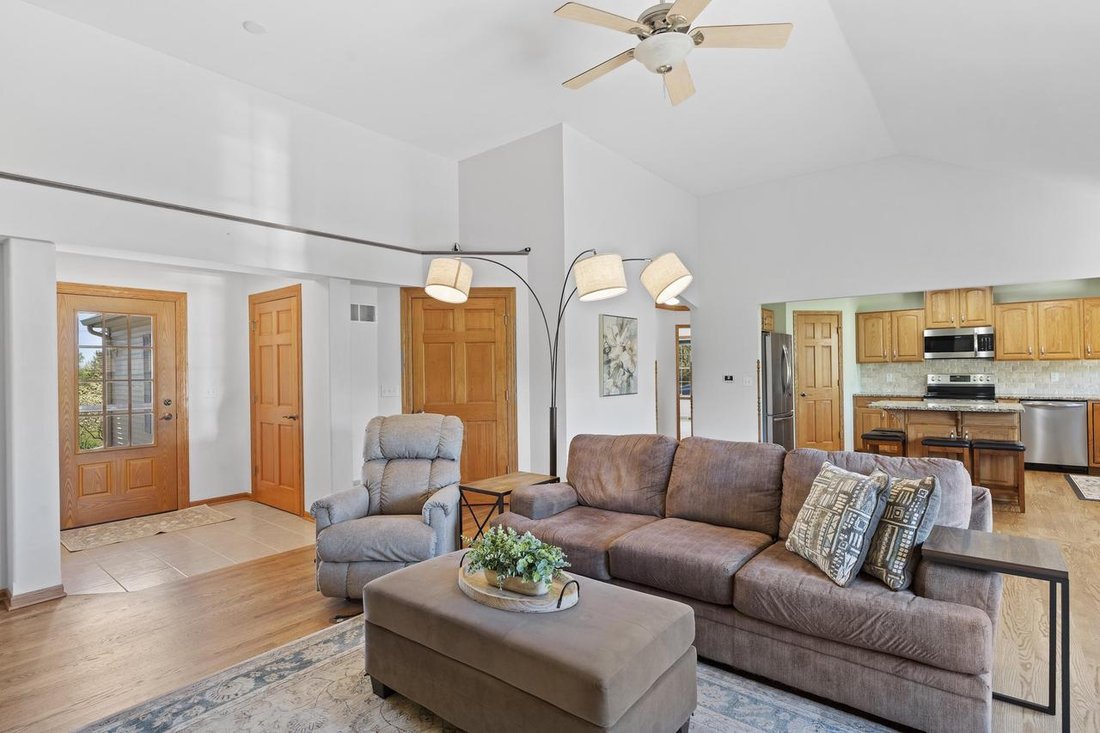 House in Muskego, Wisconsin, United States 5 - 17971841