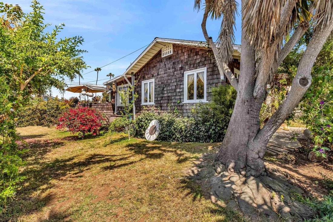 San Diego, California, United States 4 - 17969151