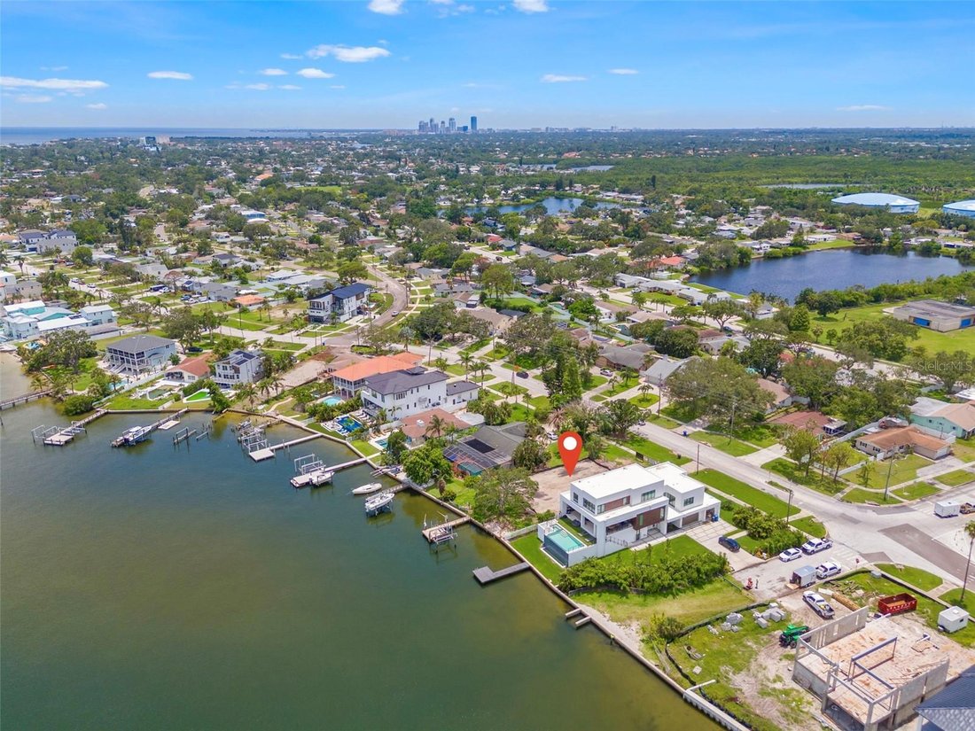 Land in St. Petersburg, Florida, United States 2 - 17970477