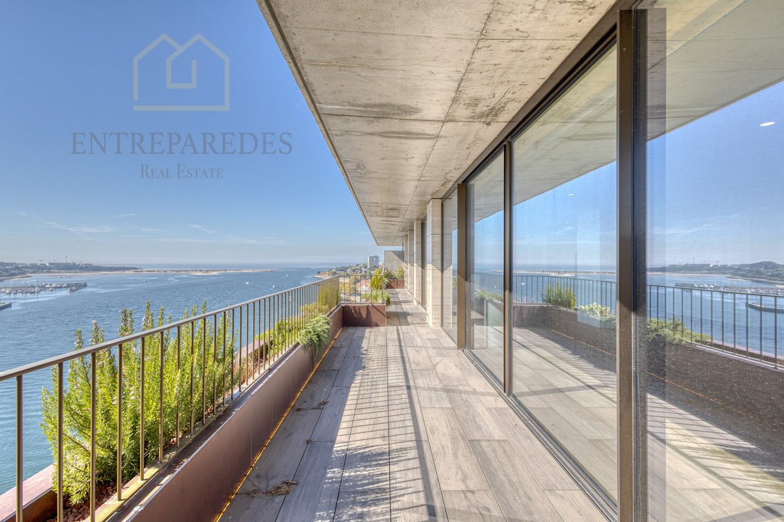 Apartment in Lordelo do Ouro e Massarelos, Porto District, Portugal 2 - 17970186