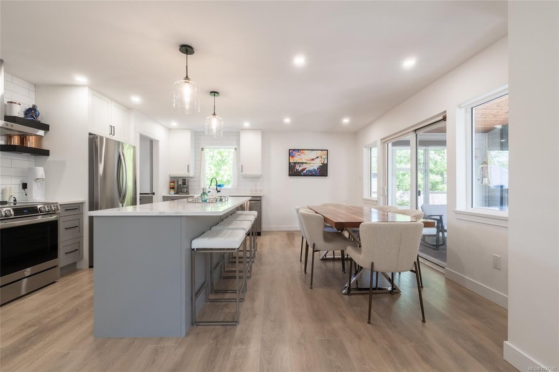 House in Ladysmith, British Columbia, Canada 4 - 17970047