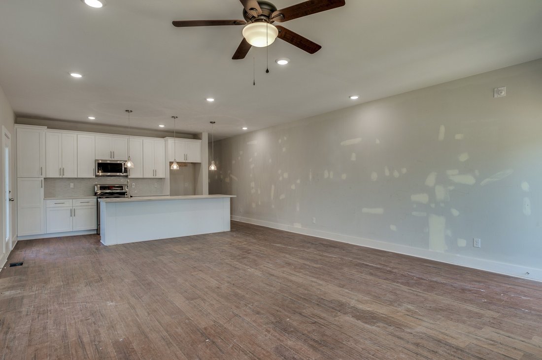Co Op in Nashville, Tennessee, United States 5 - 17972505