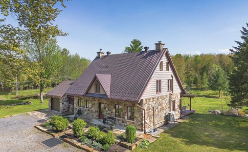 House in Hinchinbrooke, Quebec, Canada 1