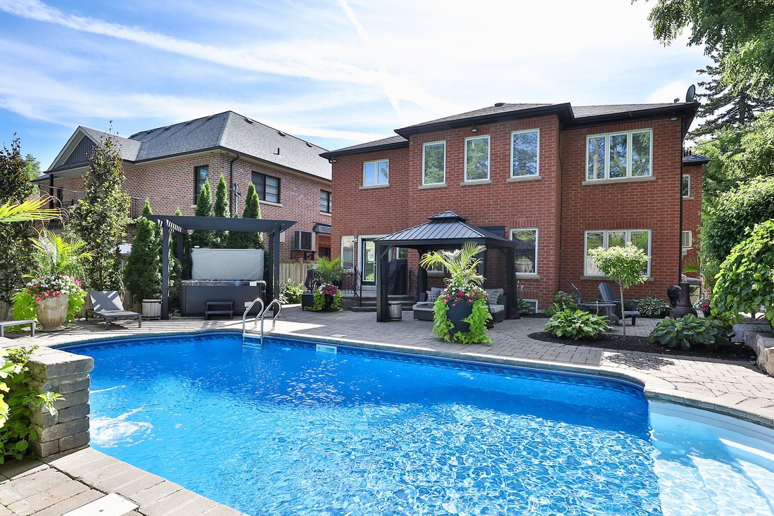 House in Toronto, Ontario, Canada 5 - 17966849