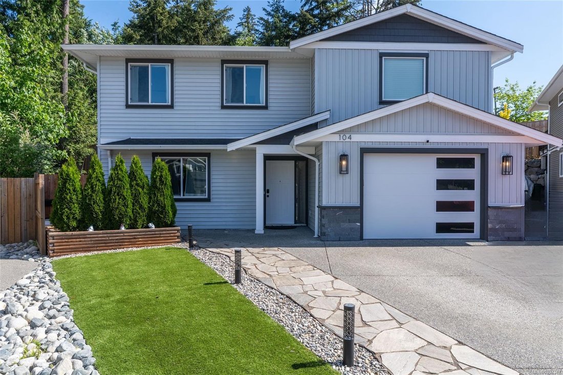 House in Ladysmith, British Columbia, Canada 1 - 17970047