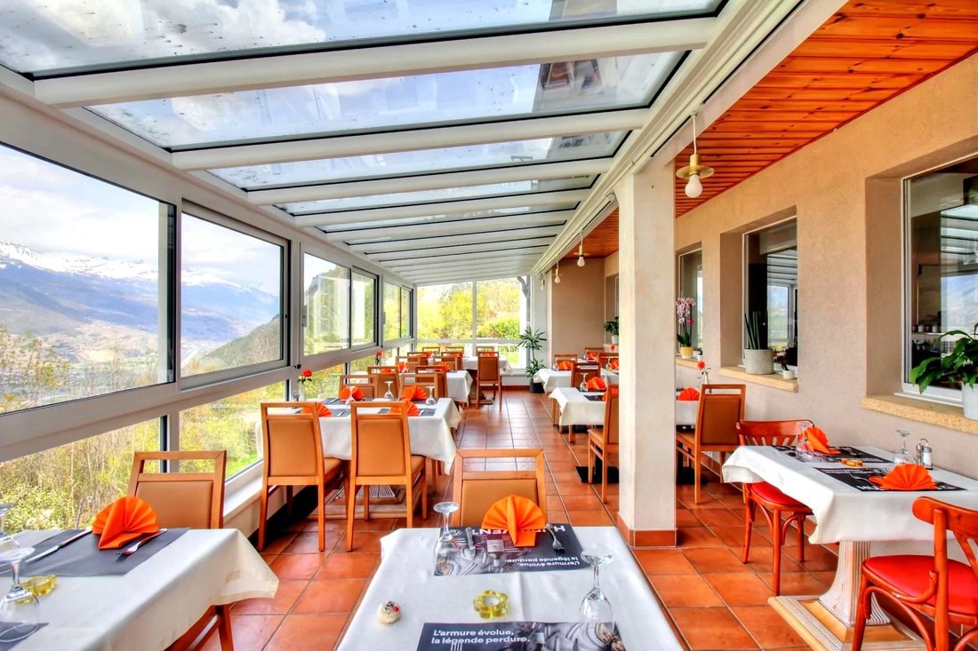 Estate in Sion, Valais, Switzerland 3 - 17967256