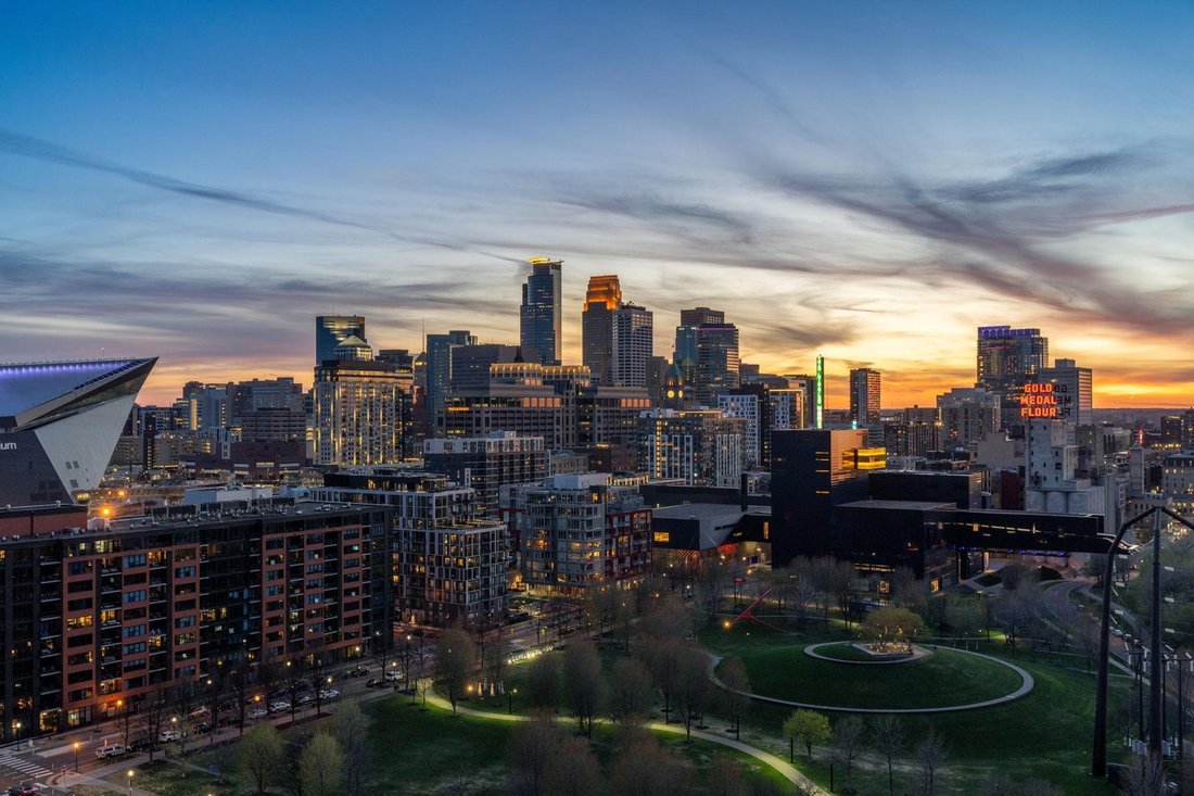 Condo in Minneapolis, Minnesota, United States 3 - 17967831