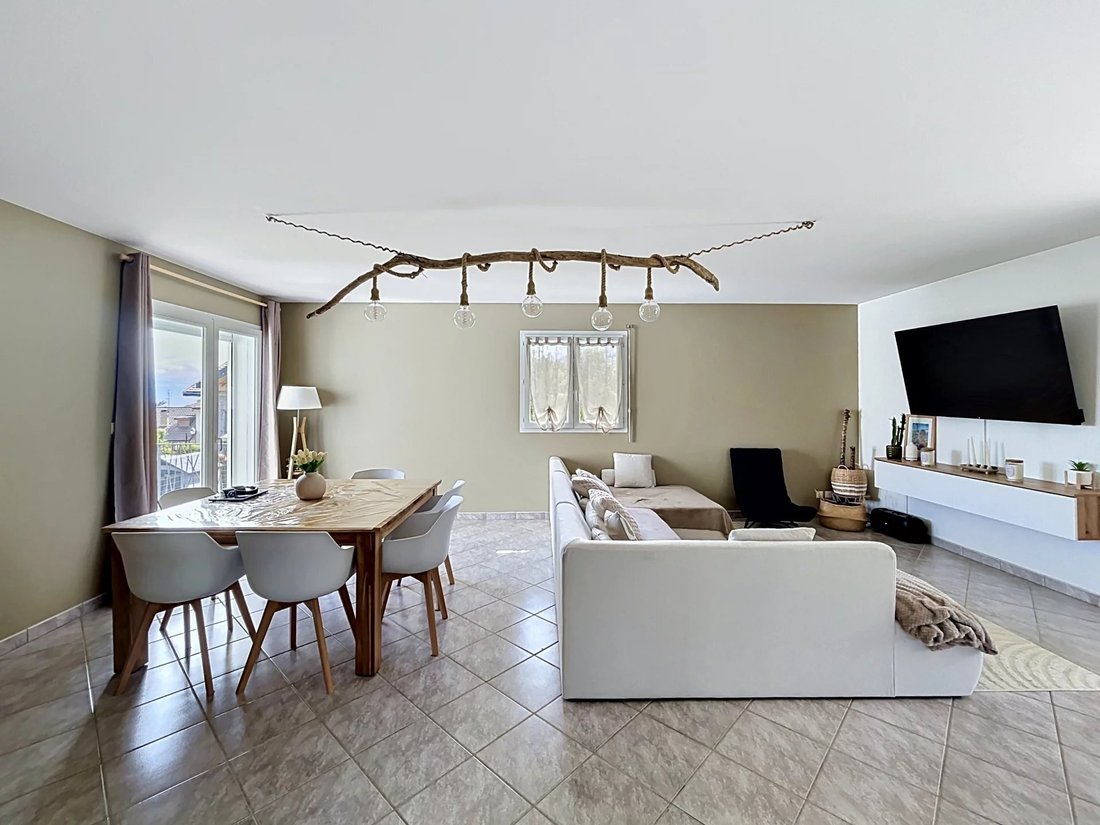 House in Evian-les-Bains, Auvergne-Rhône-Alpes, France 4 - 17907815