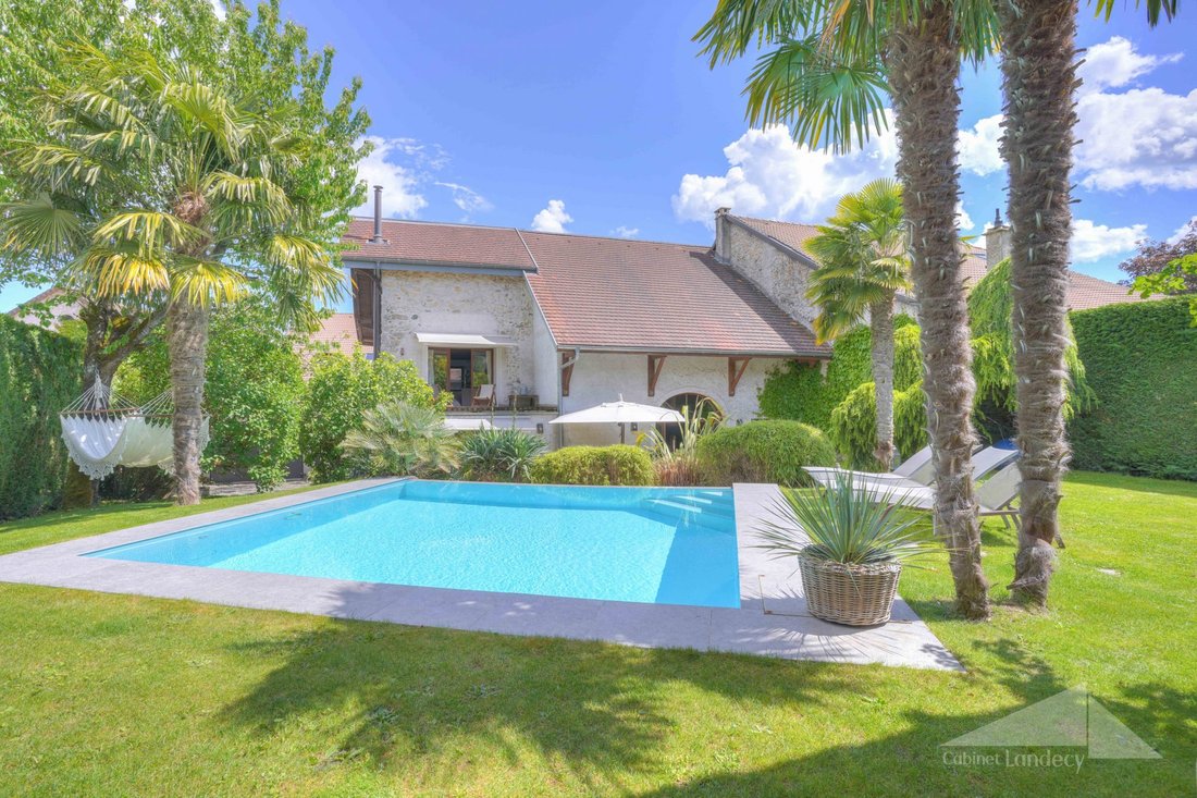 House in Divonne-les-Bains, Auvergne-Rhône-Alpes, France 1 - 15706770