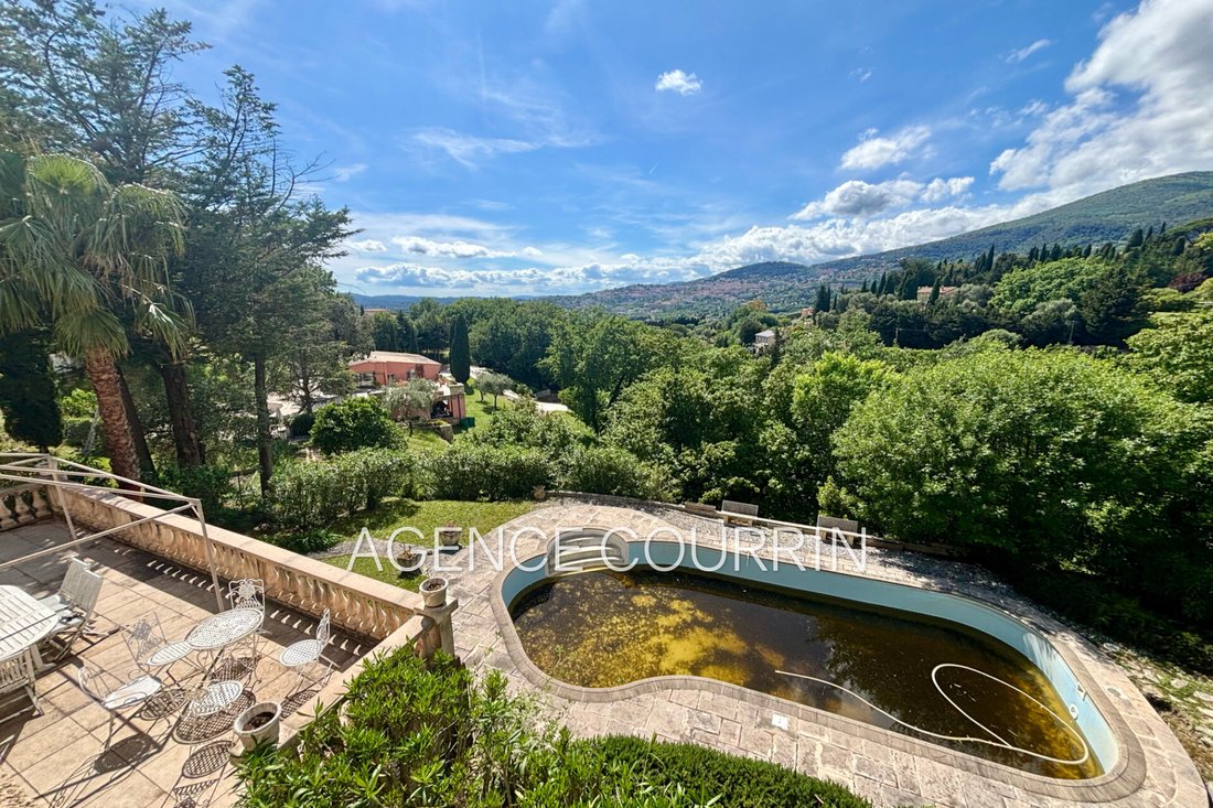 Villa in Grasse, Provence-Alpes-Côte d'Azur, France 2 - 17966910
