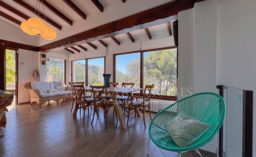 Chalet in el Poble Nou de Benitatxell / Benitachell, Valencian Community, Spain 1