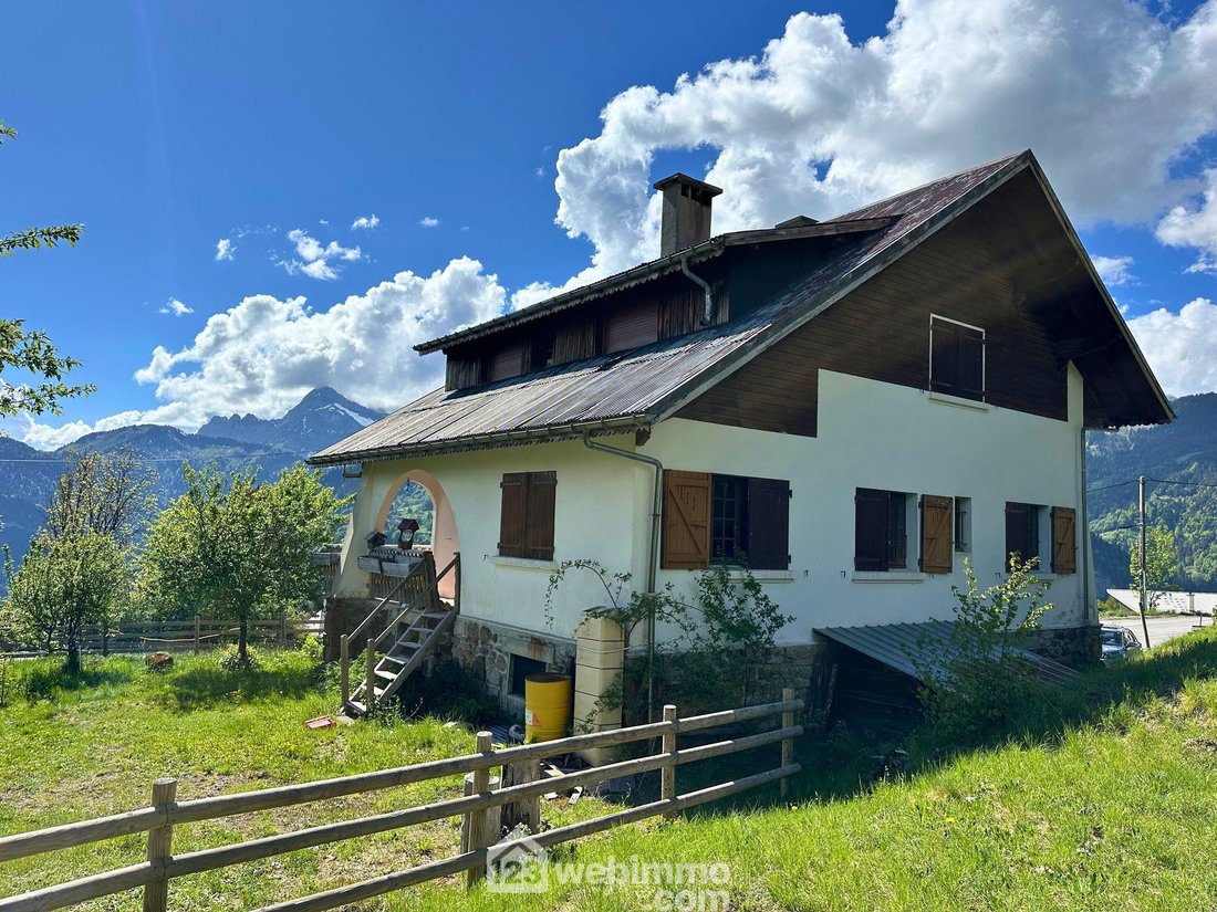 House in Notre-Dame-de-Bellecombe, Auvergne-Rhône-Alpes, France 3 - 17967480