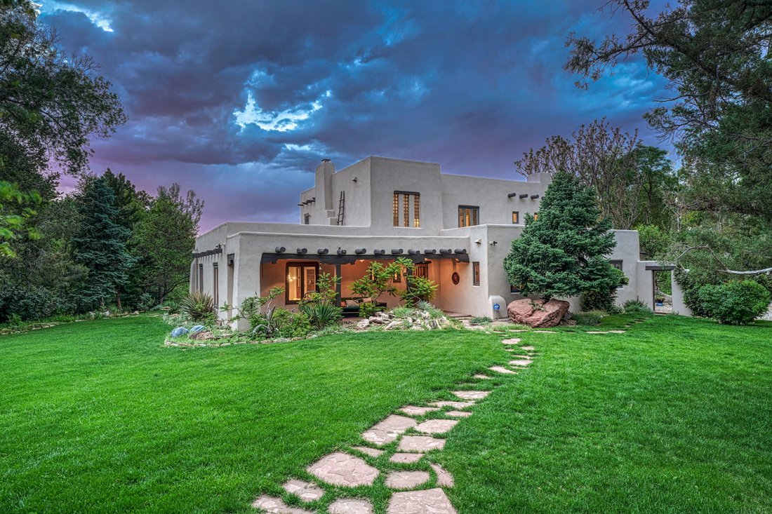 Pueblo, Colorado, United States 1 - 17463369