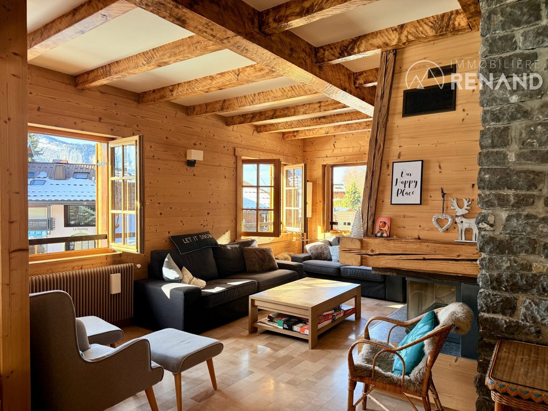 Chalet in Arâches-la-Frasse, Auvergne-Rhône-Alpes, France 1 - 17971641