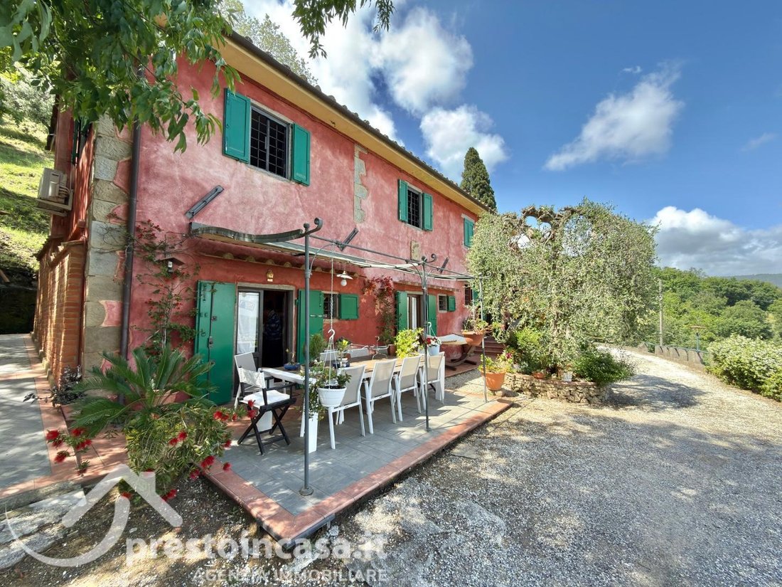 Villa in Borgo a Buggiano, Tuscany, Italy 1 - 17969896