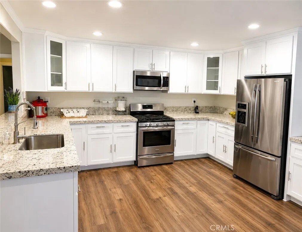 House in Signal Hill, California, United States 4 - 17966451