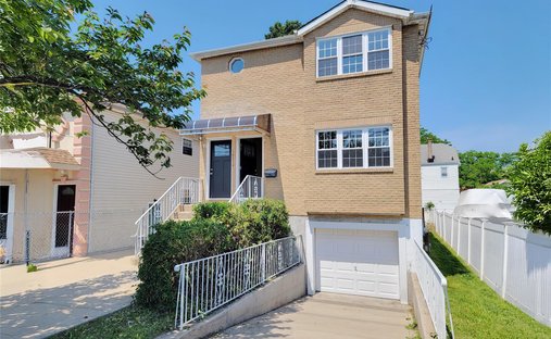 House in New York, New York, United States 1