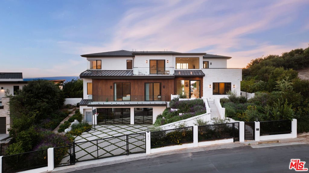 House in Malibu, California, United States 1 - 17968935