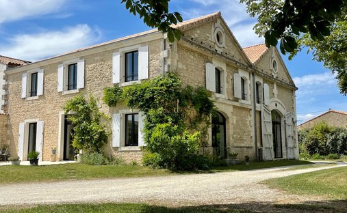 House in Champniers, Nouvelle-Aquitaine, France 1