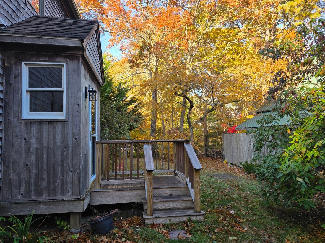 House in Oak Bluffs, Massachusetts, United States 2 - 17968573