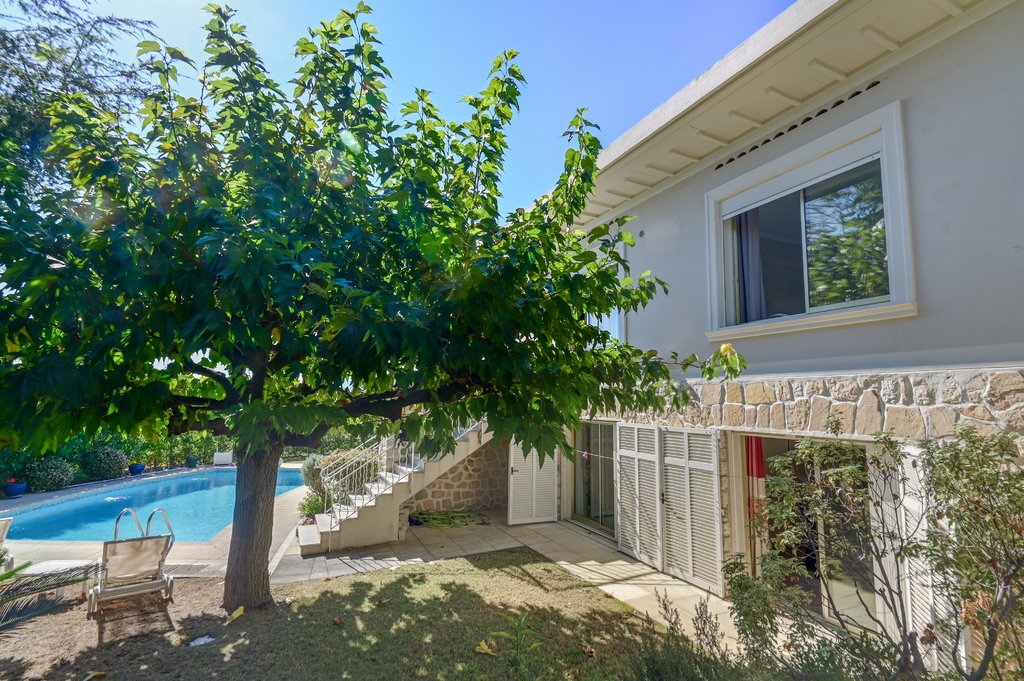 House in Cannes, Provence-Alpes-Côte d'Azur, France 4 - 13719416