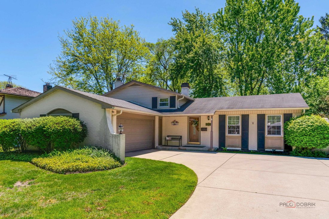 House in Libertyville, Illinois, United States 1 - 17966534