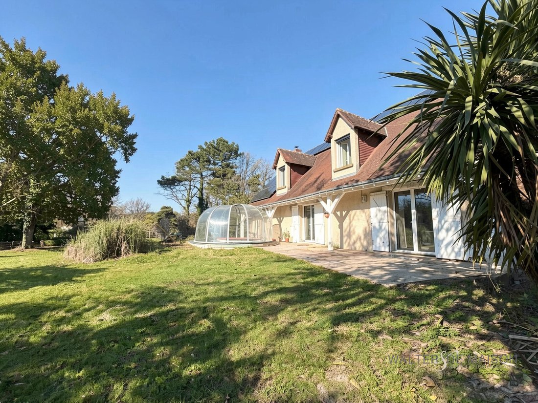 Villa in Esvres, Centre-Val de Loire, France 1 - 17970379