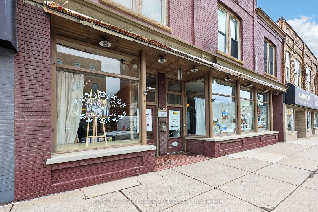 Aurora, Ontario, Canada 3 - 17970067