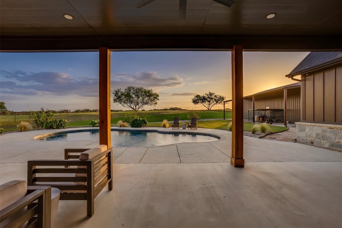 House in Weatherford, Texas, United States 1 - 17935575