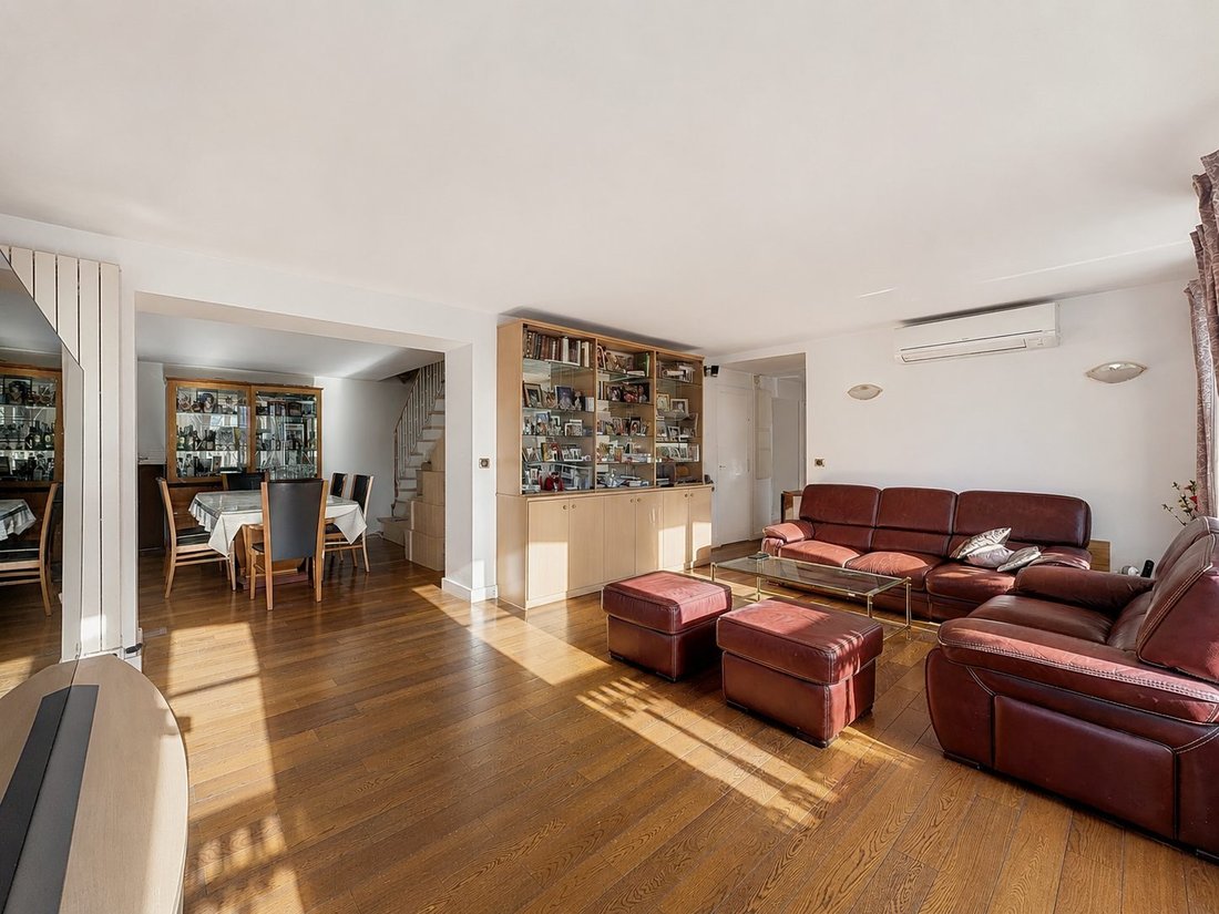 Apartment in Montorgueil-Saint Denis, Paris 2e Arrondissement, Paris 2 - 17971607