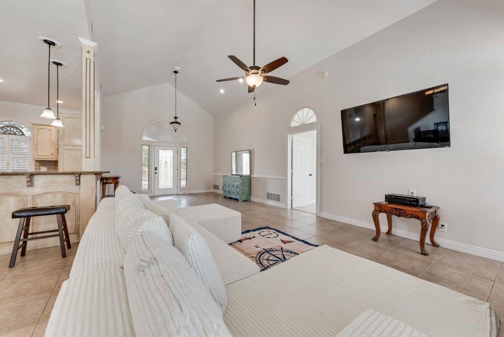 House in Fort Worth, Texas, United States 5 - 17969626