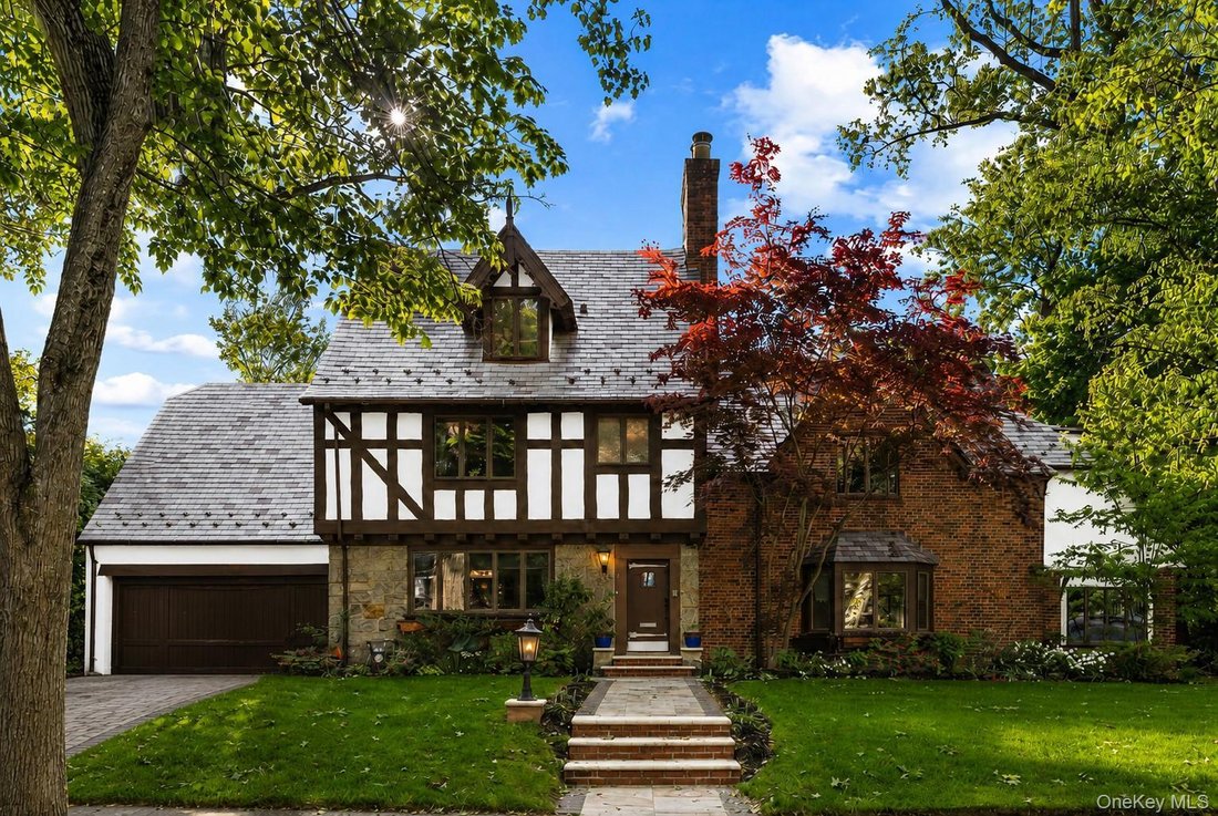 House in Great Neck, New York, United States 1 - 17972286