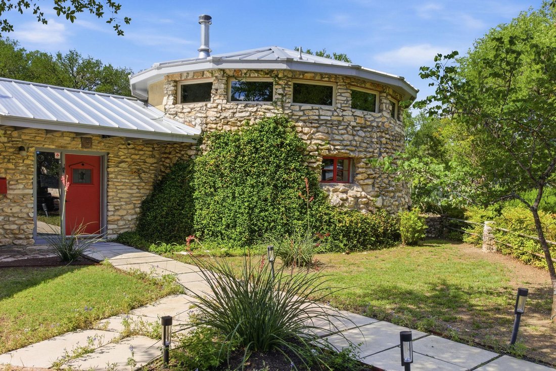 House in Austin, Texas, United States 3 - 17966023