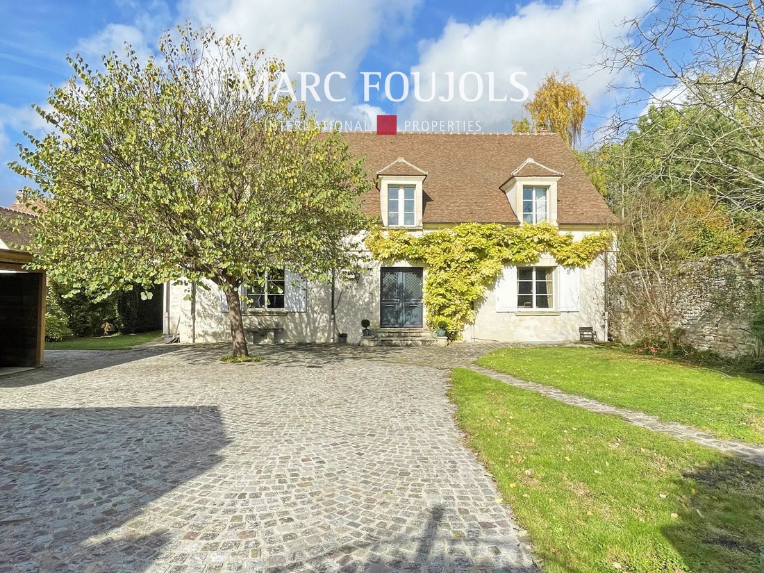 House in Senlis, Hauts-de-France, France 2 - 16492015