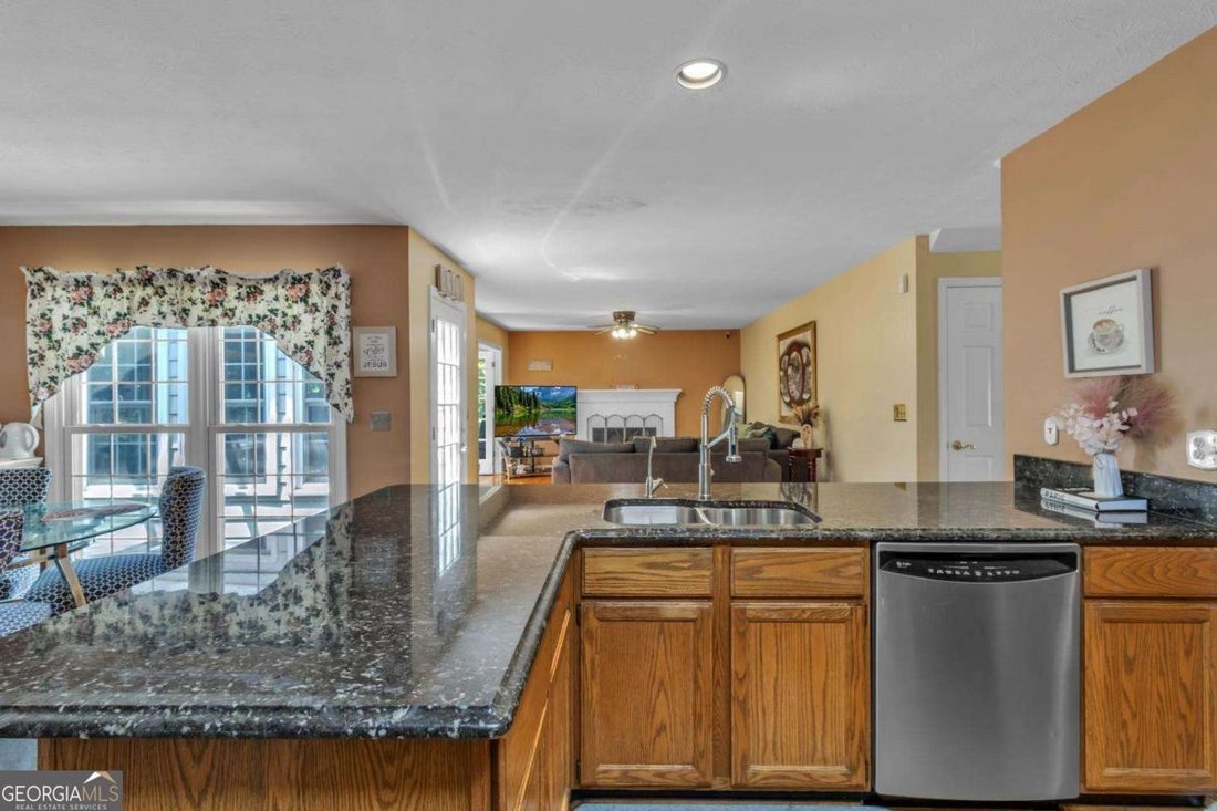 House in Lawrenceville, Georgia, United States 4 - 17966652