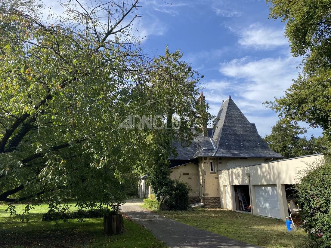 Estate in Bourgchevreuil, Cesson-Sévigné, France 5 - 12997460