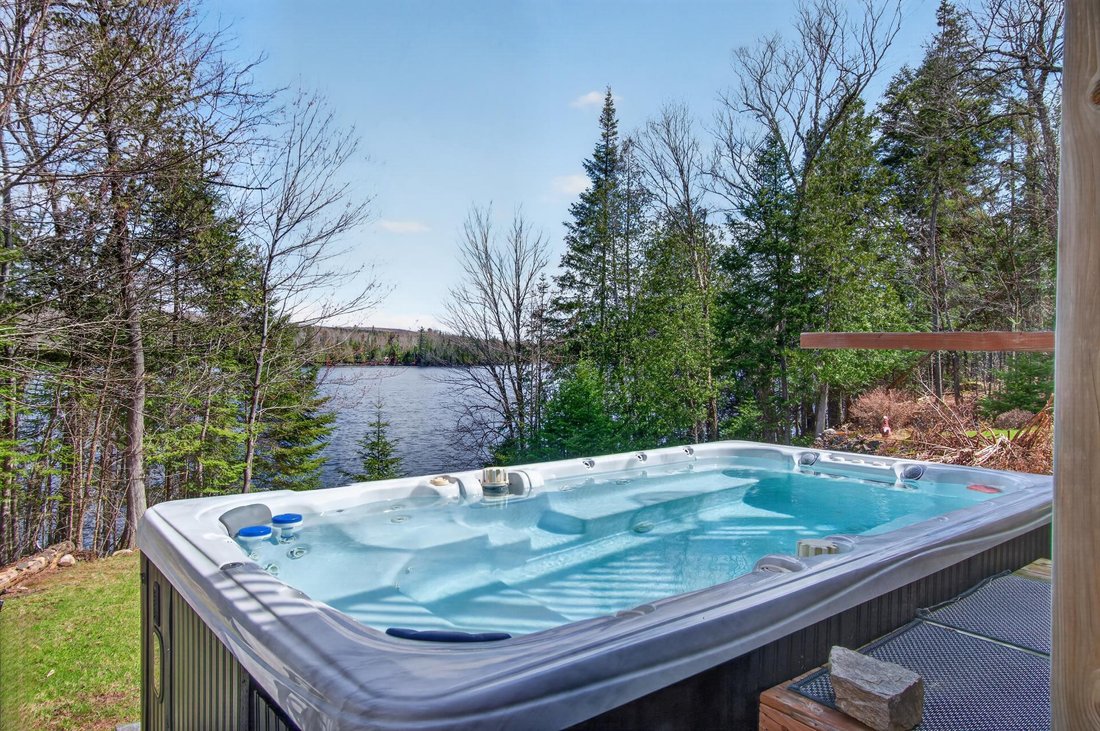 House in La Minerve, Quebec, Canada 5 - 17966061