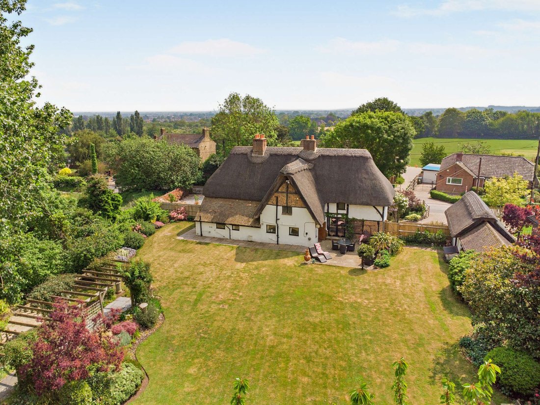 House in Borden, England 4 - 17966237