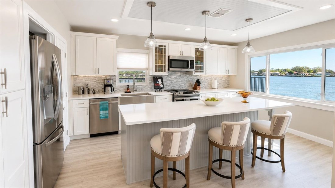House in Indian Shores, Florida, United States 5 - 17968759
