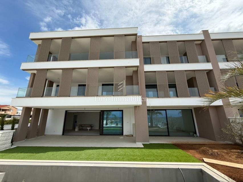 Apartment in Mjesni odbor Vostarnica, Zadar, Zadar County 1 - 17933463