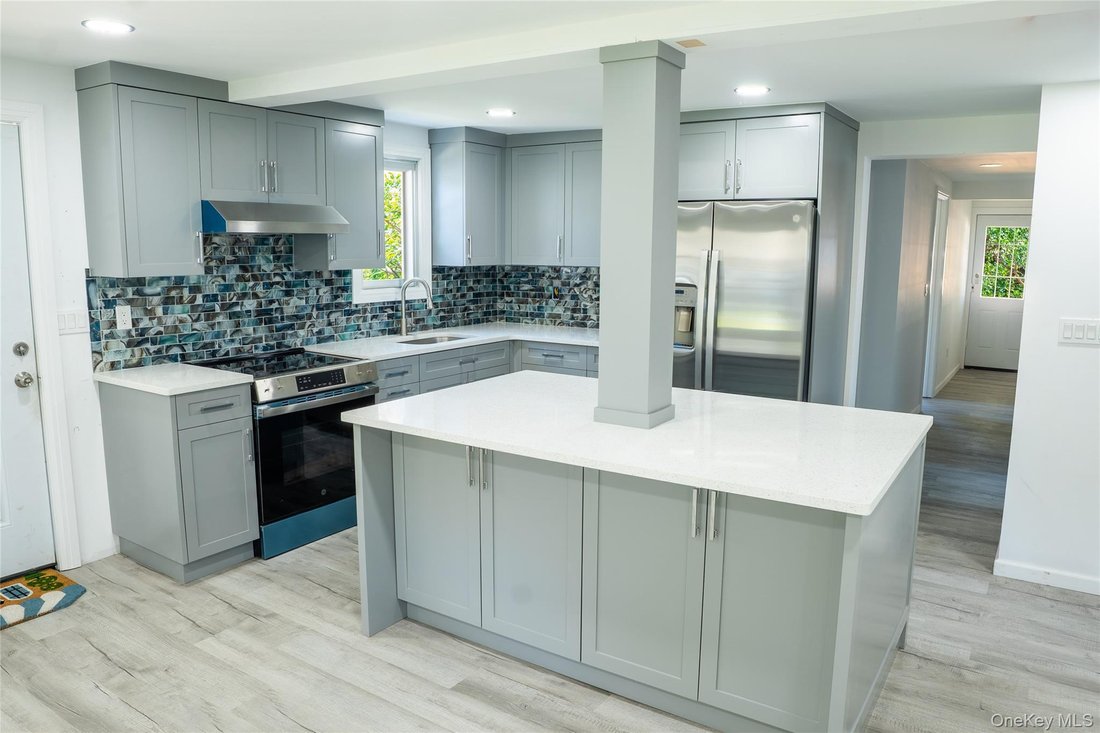 Casa en Lake Ronkonkoma, Nueva York, Estados Unidos 4 - 17972291