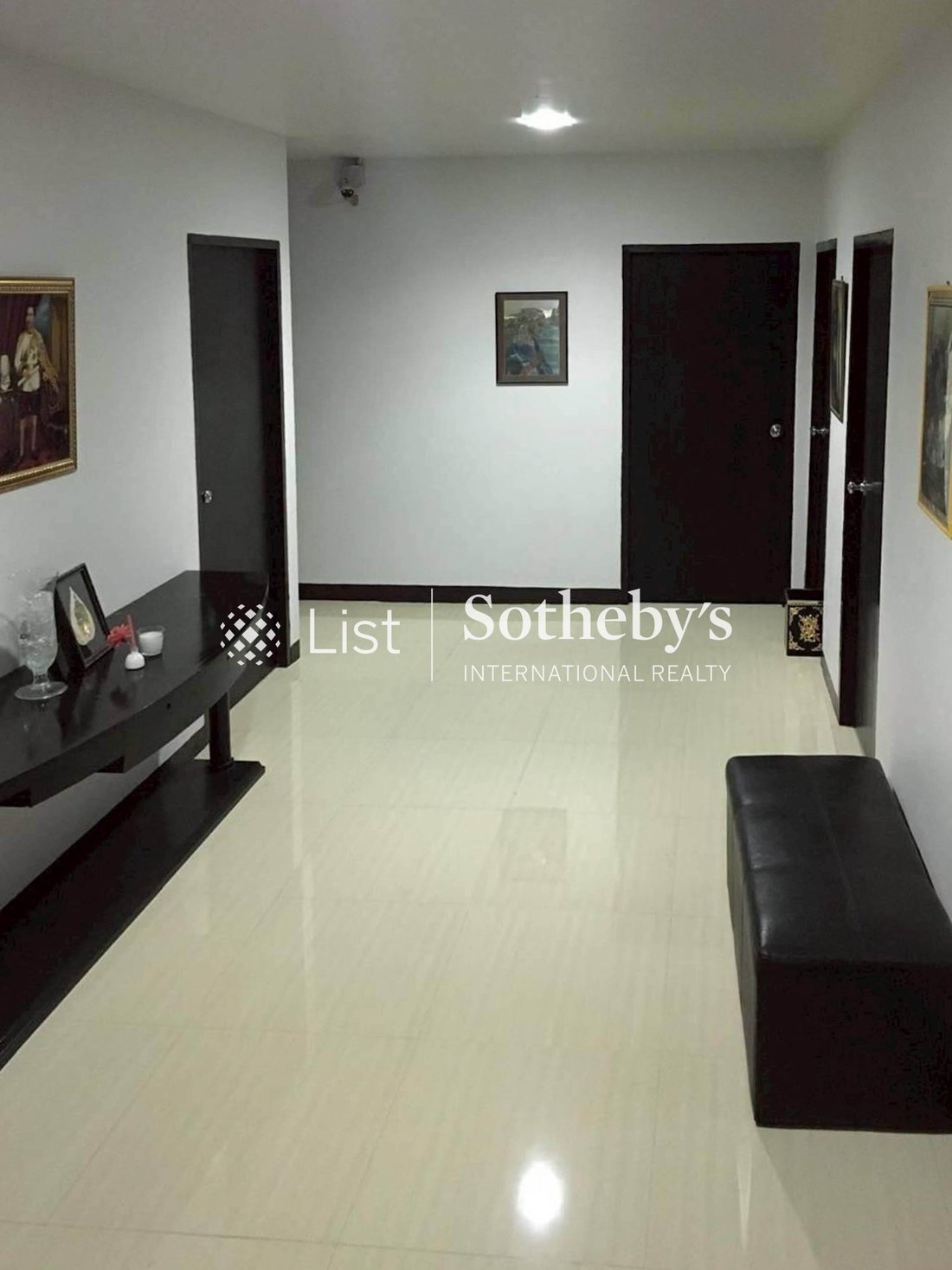 House in Hiranruchi, Krung Thep Maha Nakhon, Thailand 5 - 17971388