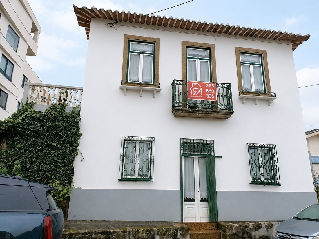House in Paços de Ferreira, Porto District, Portugal 1 - 17903412