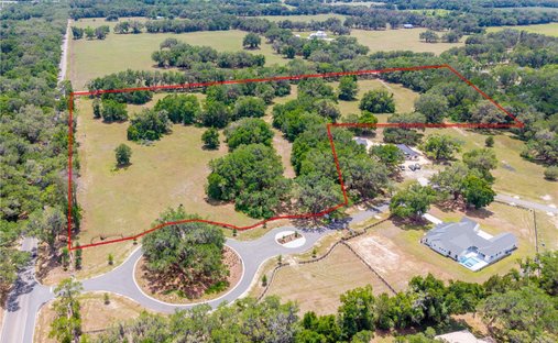 Land in Gainesville, Florida, Vereinigte Staaten 1